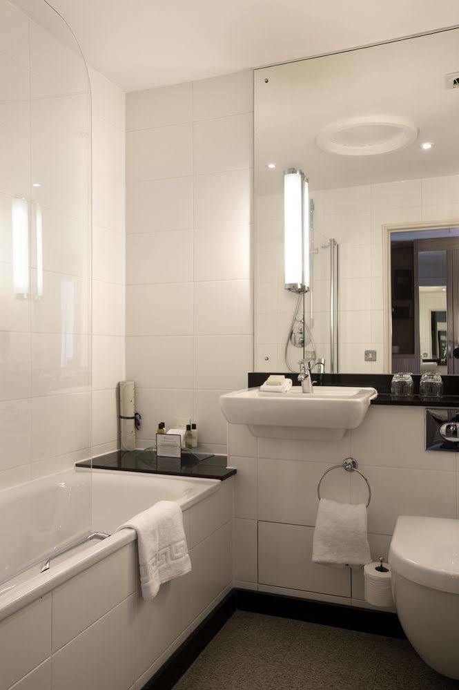 Buxted Park Hotel エクステリア 写真