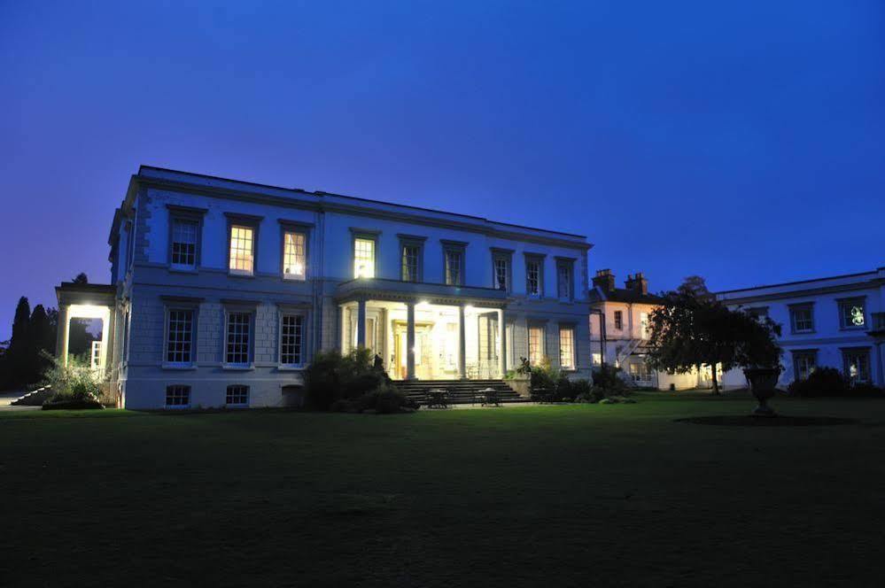Buxted Park Hotel エクステリア 写真